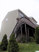 1145 Sparrow Way in Breinigsville, PA - Building Photo - Building Photo