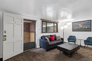 710 1st St in Cheyenne, WY - Building Photo