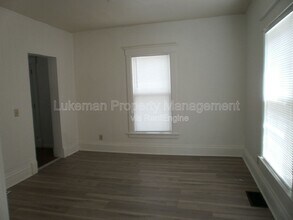 511 Clinton Ave in Kalamazoo, MI - Building Photo - Building Photo