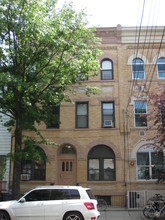 242 kingsland ave in Brooklyn, NY - Building Photo - Building Photo