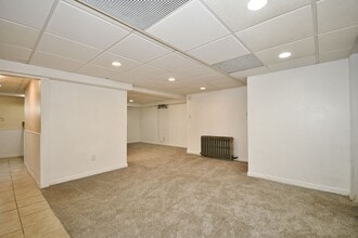 2106 West St in Munhall, PA - Building Photo - Building Photo