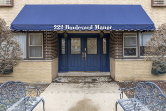 222 Washington Blvd in Oak Park, IL - Building Photo - Building Photo