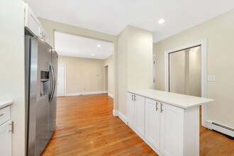 9 Winter Hill Rd in Medford, MA - Building Photo - Building Photo