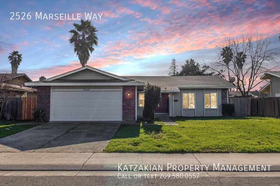 2526 Marseille Way in Stockton, CA - Building Photo