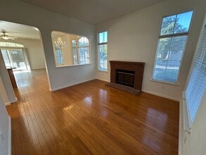 4206 Merchant Ln in Turlock, CA - Building Photo - Building Photo