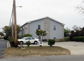 14th Street Apartments in Myrtle Beach, SC - Building Photo