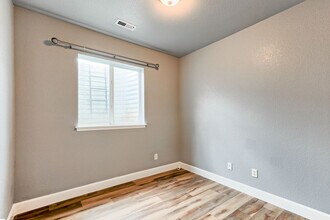 438 Heritage Ln in Johnstown, CO - Building Photo - Building Photo