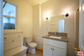 1328 2nd Ave in Los Angeles, CA - Building Photo - Building Photo