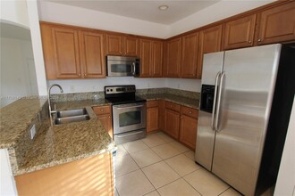 3148 NW 103rd Path, Unit 3148 in Doral, FL - Building Photo - Building Photo