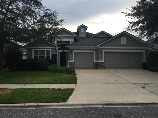 524 Millhouse Ln in Orange Park, FL - Building Photo