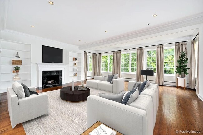 1433 N Dearborn St, Unit Apt 2 in Chicago, IL - Building Photo - Building Photo