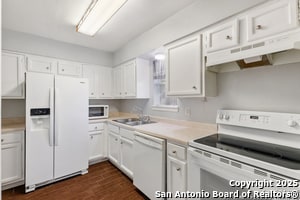 3401 Sugarhill Dr in San Antonio, TX - Building Photo - Building Photo