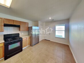 3555 Red Meadows Dr in Spring, TX - Foto de edificio - Building Photo