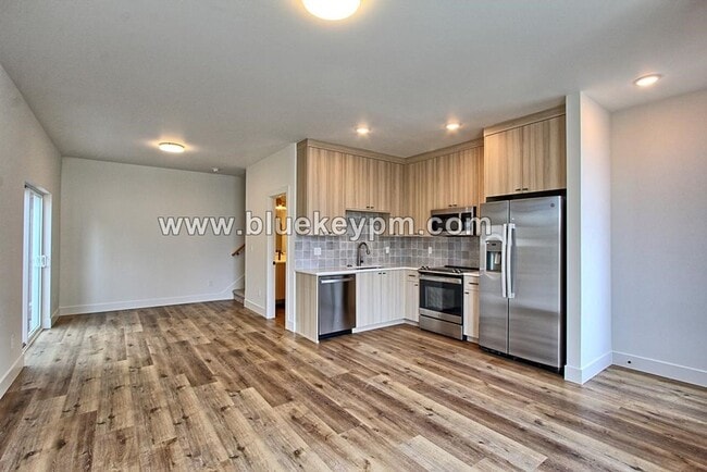 3356 N Russet St in Portland, OR - Building Photo - Building Photo