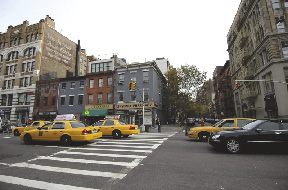 442 E Sixth St in New York, NY - Foto de edificio