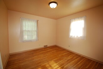 1609 6th St in Brookings, SD - Foto de edificio - Building Photo