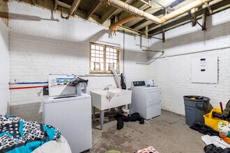 1140 Ashland St in Detroit, MI - Foto de edificio - Interior Photo