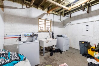 1140 Ashland St in Detroit, MI - Building Photo - Interior Photo