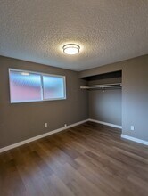 1614 Cellars Ave, Unit Renovated Duplex in Vancouver, WA - Building Photo - Building Photo