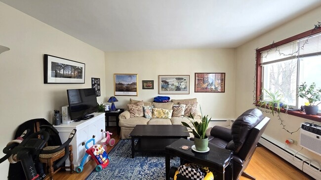 1401 W Warner Ave in Chicago, IL - Building Photo - Building Photo