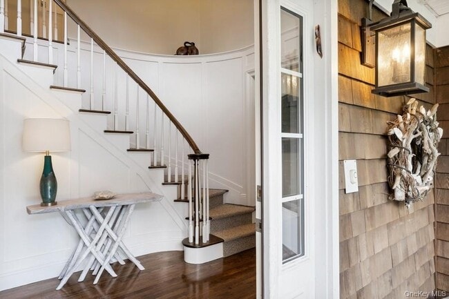 property at 39 Smugglers Path