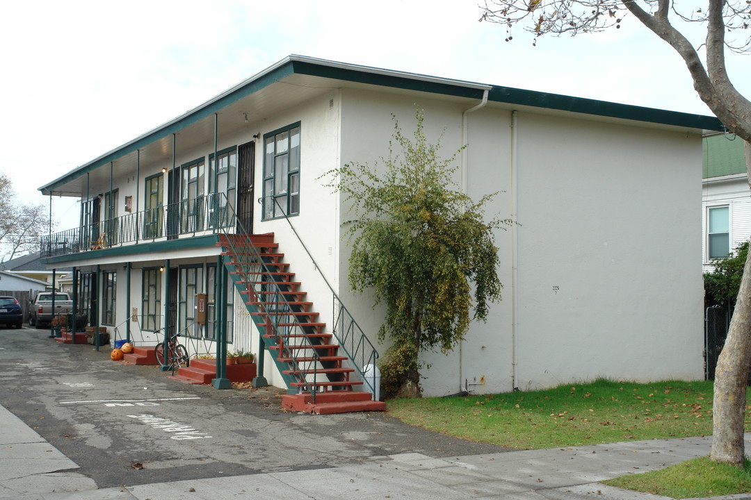 2226 7th St in Berkeley, CA - Building Photo