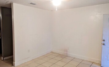 2919 Gillespie Ave in Sarasota, FL - Building Photo - Building Photo