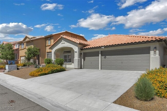 10082 Prairie Dove Ave in Las Vegas, NV - Foto de edificio - Building Photo
