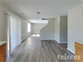 10823 Green Meadow Pl in Indianapolis, IN - Building Photo - Building Photo