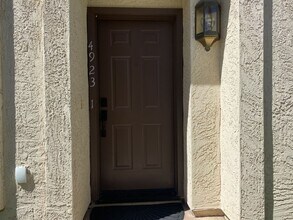 4923 E Hazel Dr in Phoenix, AZ - Building Photo - Building Photo