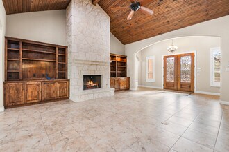 25815 Ralph Fair Rd in Boerne, TX - Building Photo - Building Photo