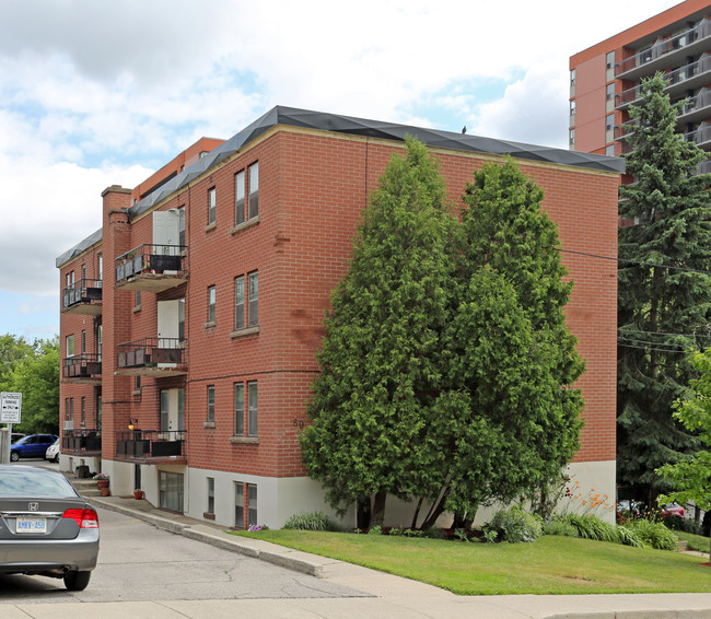 60 Glen Rd in Hamilton, ON - Building Photo - Primary Photo