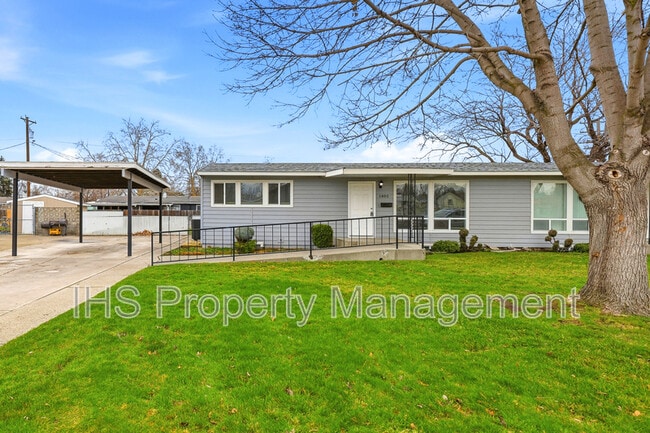 1402 Potter Ave in Richland, WA - Building Photo - Building Photo