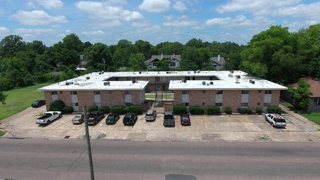 Kincade Apartments in Clarksdale, MS - Building Photo - Building Photo