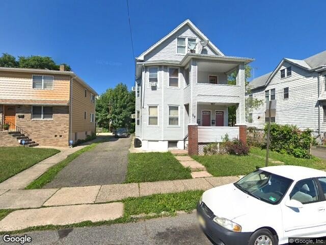 28 Rossiter Ave, Unit Rossiter Home 2nd floor, Unit Rossiter Home 2nd floor