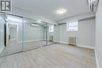 1089 Broadview Ave in Toronto, ON - Building Photo - Building Photo