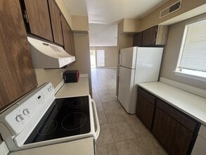 1111 N Washington Ave in Roswell, NM - Building Photo - Building Photo