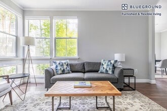 338 S Fremont St in San Mateo, CA - Building Photo - Building Photo