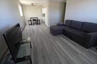 Linde Apartments in Saskatoon, SK - Building Photo - Building Photo