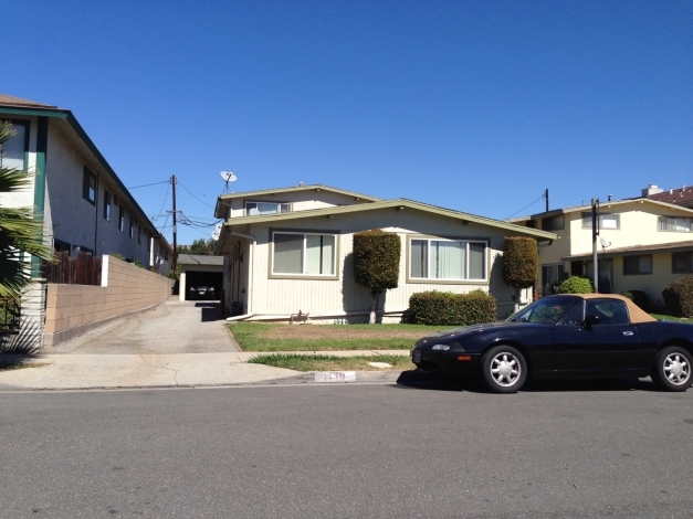 1119 W 158th St in Gardena, CA - Foto de edificio - Building Photo