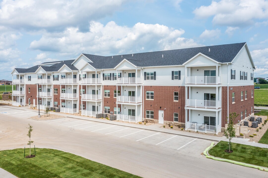 965 Flats in Coralville, IA - Foto de edificio