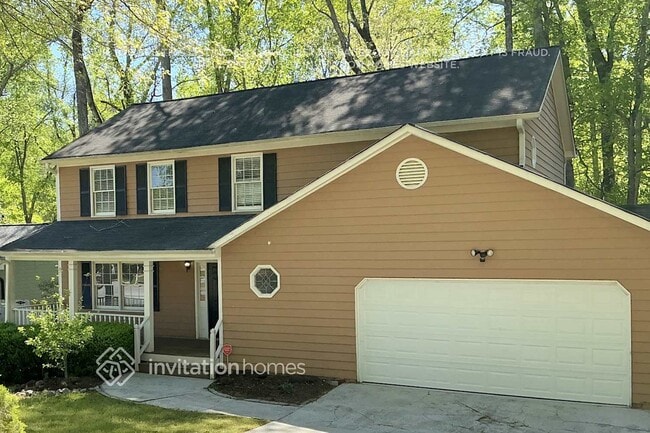 property at 1740 Meadowchase Ct