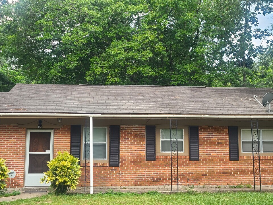 450 Elmwood Dr in Mobile, AL - Building Photo