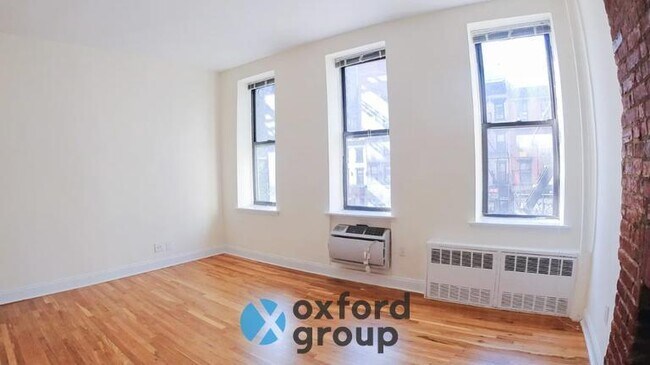 240 E 13th St in New York, NY - Building Photo - Building Photo