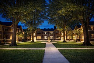 Brinkleys Apartments in Memphis, TN - Building Photo