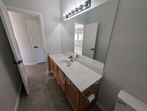 7105 Casa Elena Dr NE in Albuquerque, NM - Building Photo - Building Photo