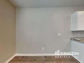7135 Scotlyn Wy in White House, TN - Building Photo - Building Photo