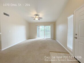 1070 Opal St in Broomfield, CO - Foto de edificio - Building Photo