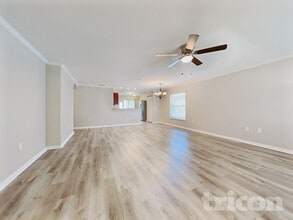 15420 Florida Breeze Loop in Wimauma, FL - Foto de edificio - Building Photo