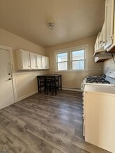 1010 Kilsyth Rd in Elizabeth, NJ - Building Photo - Building Photo